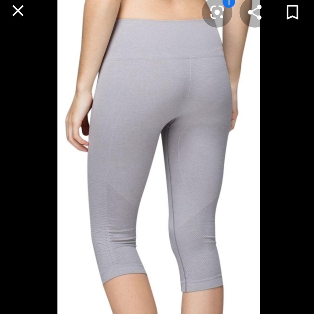 Lululemon Grey Crop Legging - In the Flow